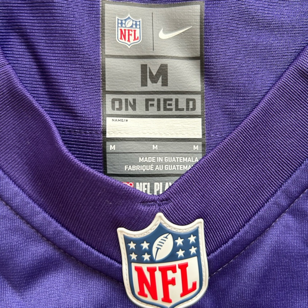 Lamar Jackson jersey - Picture 4 of 4